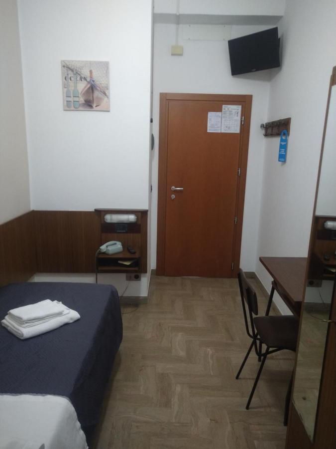 Hotel Luca Rimini Exterior photo